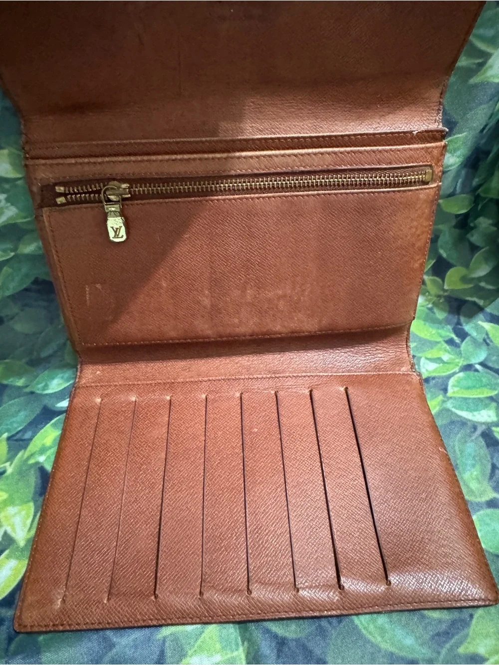Louis Vuitton Monogram Pochette Passport Trifold Wallet